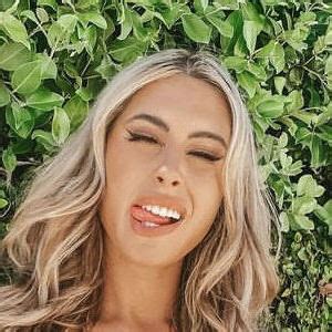Aussie influencer Ariella Nyssa has shared her most raw post ever, taking to Instagram with a set of completely honest photos of her "imperfect self". ... she stands nude on a white …